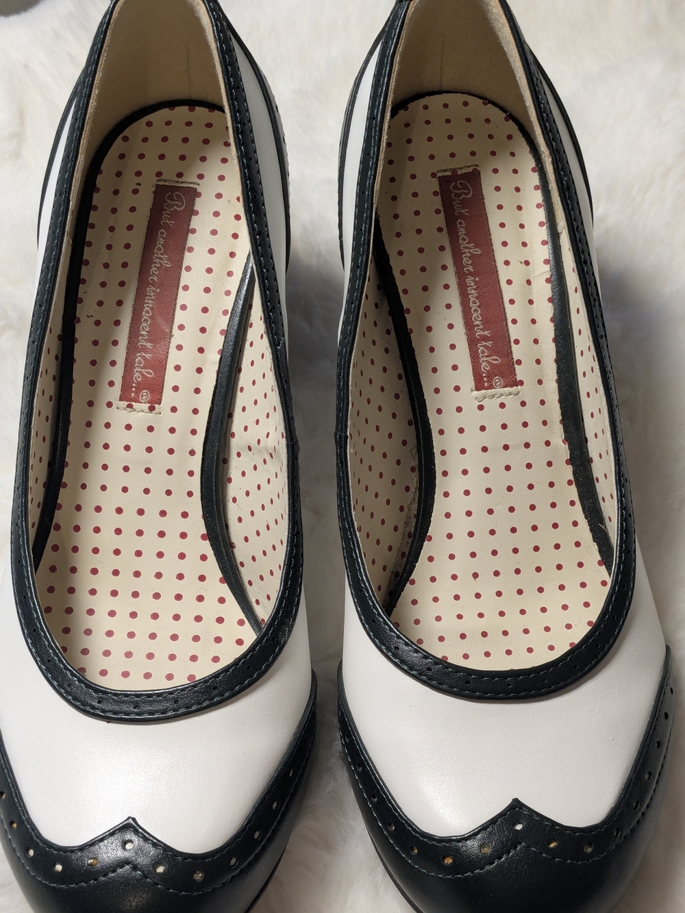 B.A.I.T. Rizzo Two Tone Black White Wingtip Spectator Retro Vintage Pump Heels